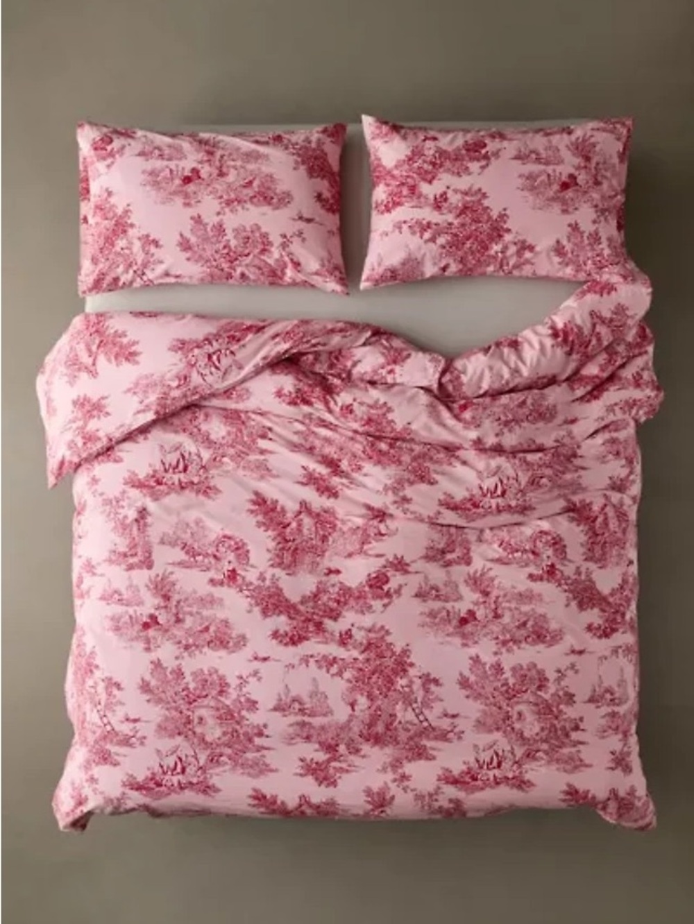 Urban Outfitters Frog
Toile Duvet Cover / Full / Queen
